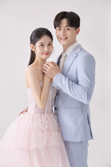 Korean Soft Light Wedding Preset – Pro Pack