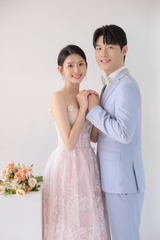 Korean Soft Light Wedding Preset – Pro Pack