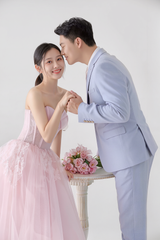 Korean Soft Light Wedding Preset – Pro Pack